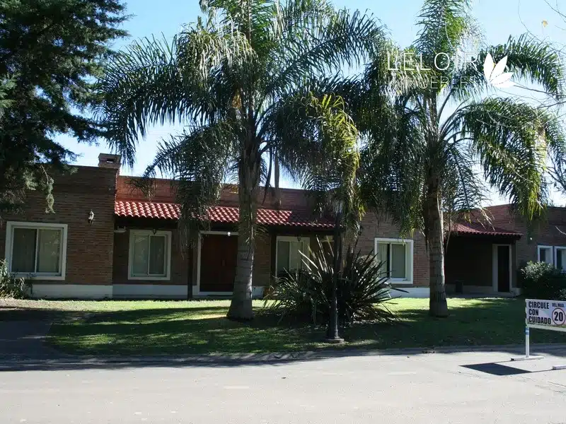 casa en Casco de Leloir